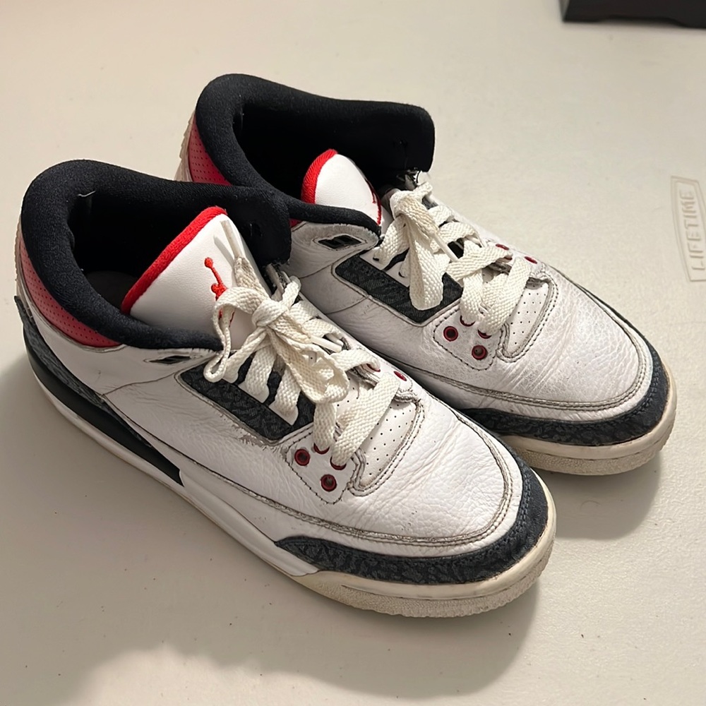 Kids Nike Air Jordan sz 5 1/2